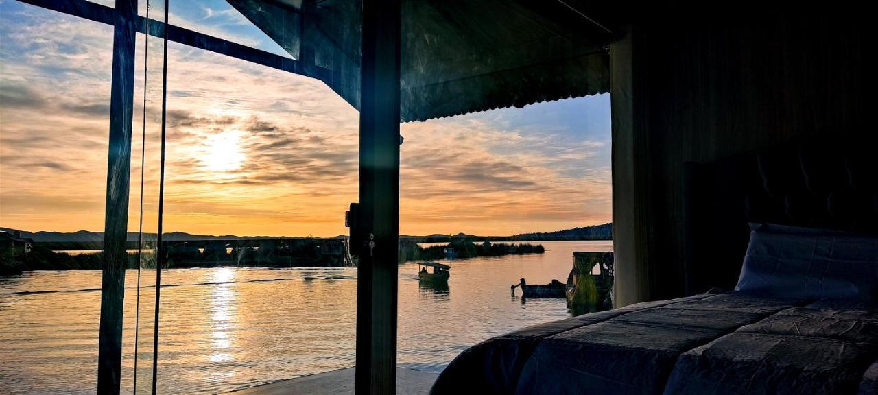 Vila Titicaca Habitacion Panoramica Vista Al Amanecer Puno Exteriér fotografie