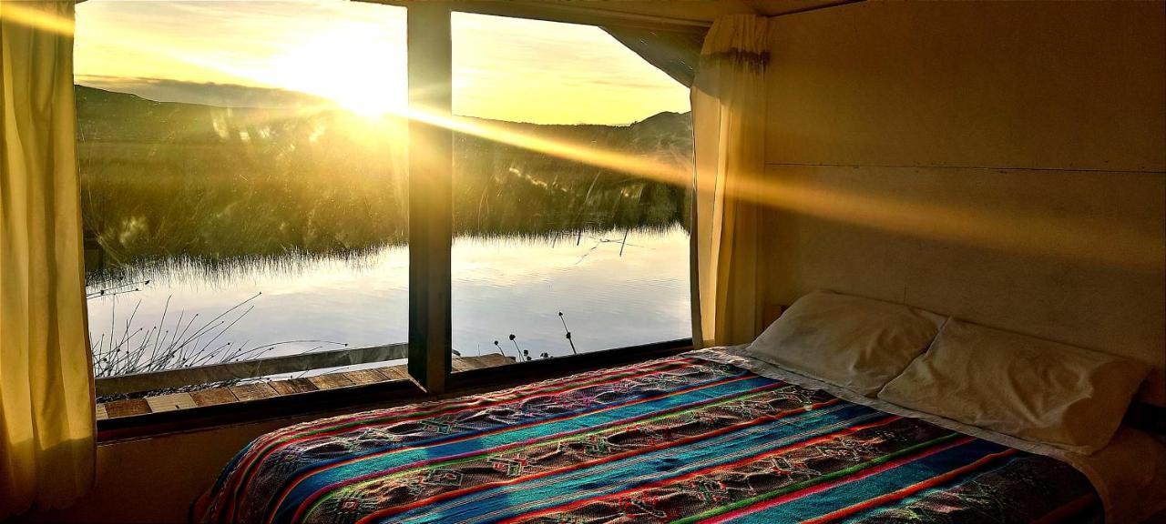Vila Titicaca Habitacion Panoramica Vista Al Amanecer Puno Exteriér fotografie